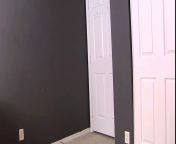 Красивая девушка до гола разделась и сделала минет